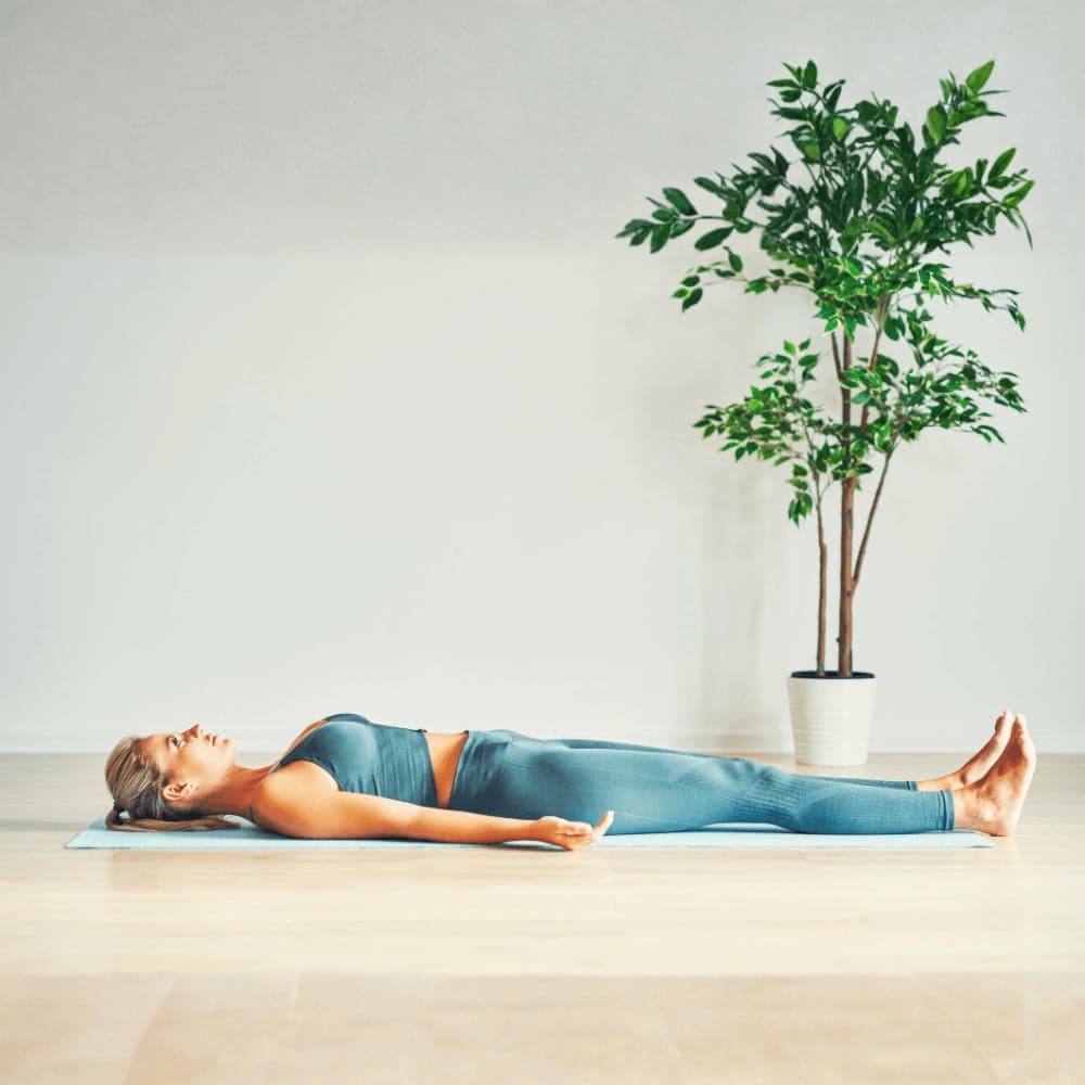 Quad press exercise for knee pain treatment and quadriceps strengthening