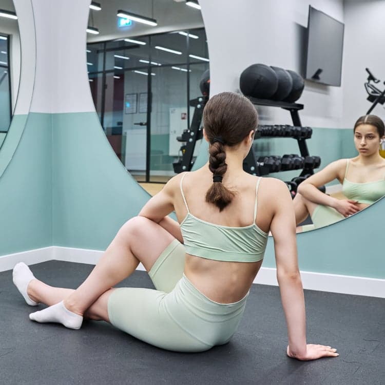 Thoracic rotation exercise for neck pain treatment and spinal mobility